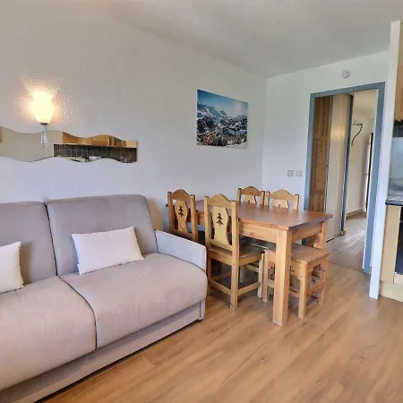 La Tania 4 Pers, Skis Aux Pieds, 2 Pieces, Balcon, Grand Bois A - Fr-1-182a-19 Apartment *