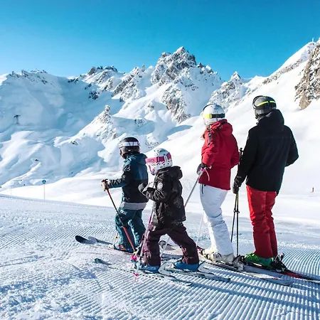 La Tania 4 Pers, Skis Aux Pieds, 2 Pieces, Balcon, Grand Bois A - Fr-1-182a-19 *